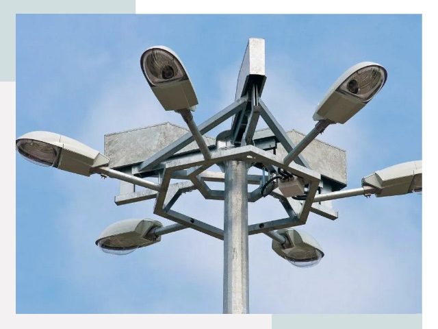 Монтаж осветительных мачт в Сургуте