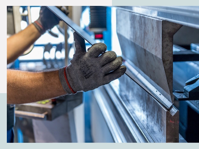 Гибка металла в Сургуте